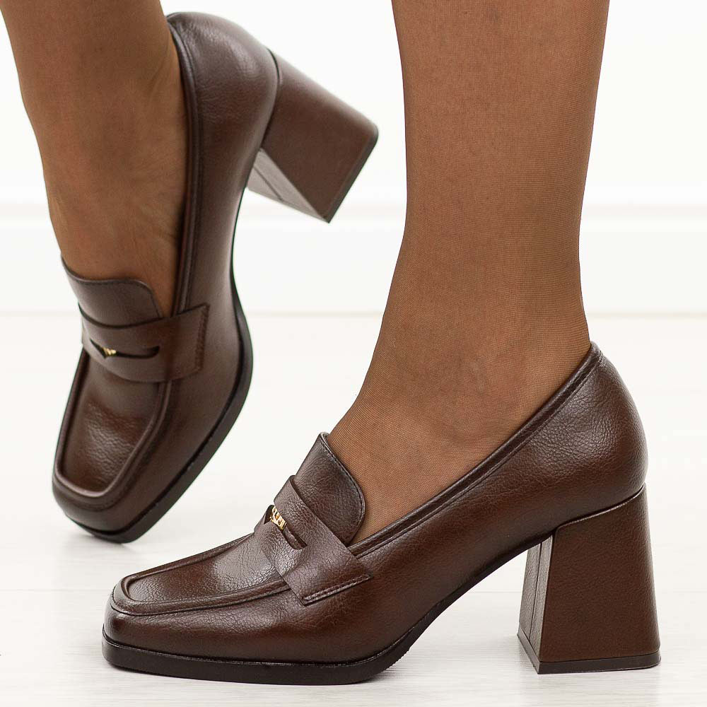 Brązowe mokasyny damskie na słupku Potocki 12710