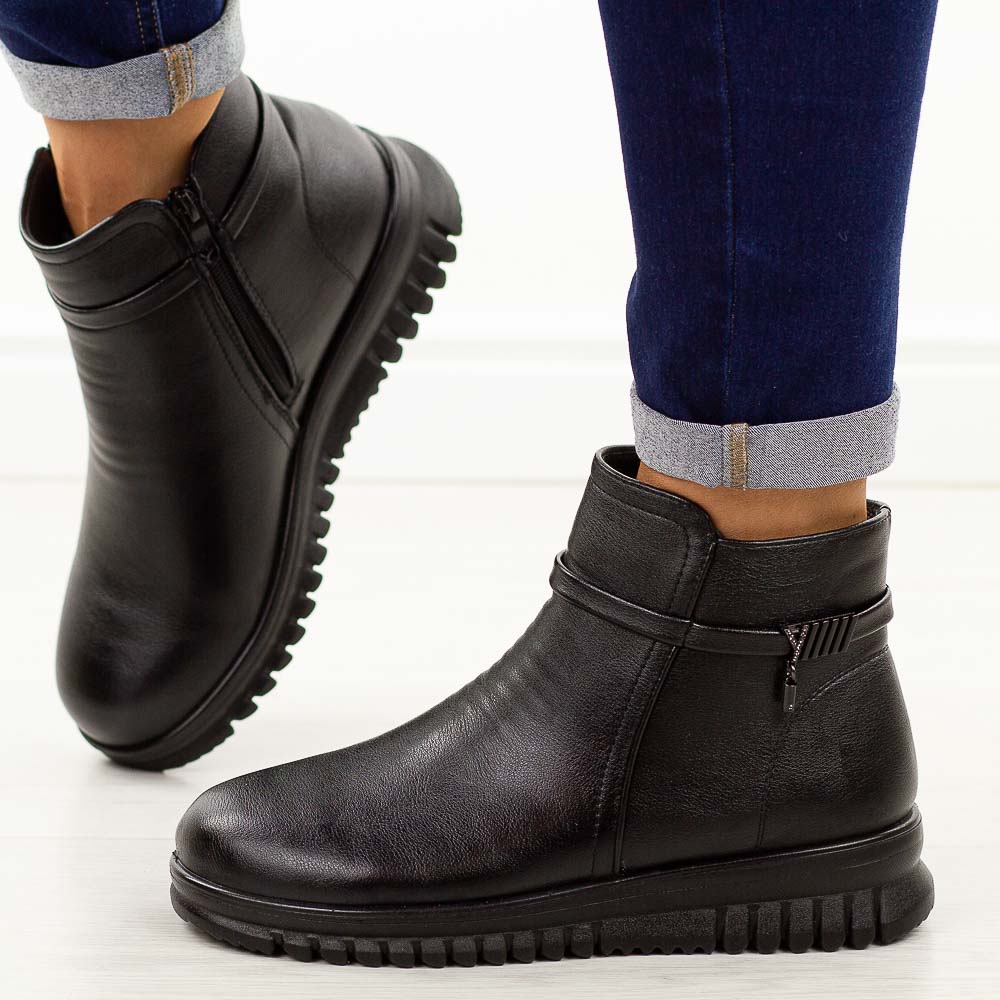 Czarne ciepłe botki damskie Potocki 16356