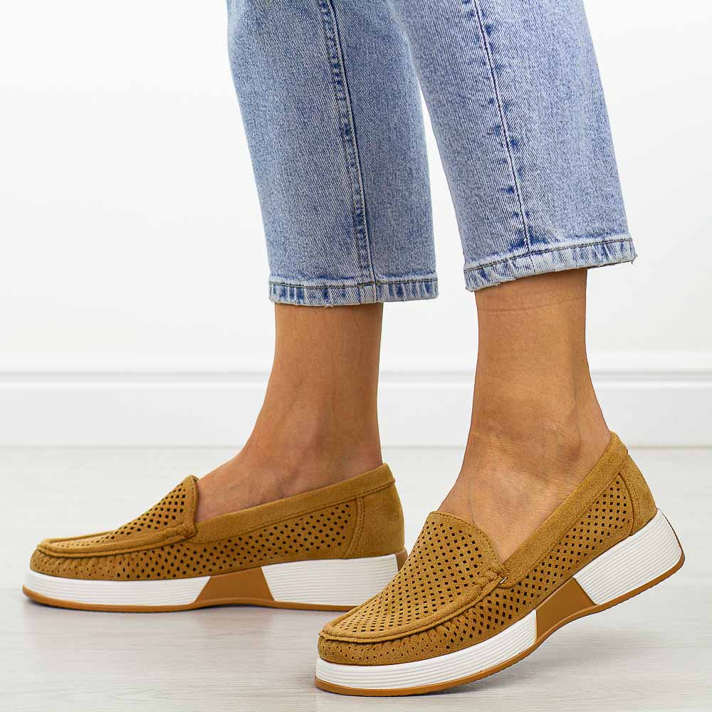 Camelowe ażurowe mokasyny damskie Sergio Leone Mk094