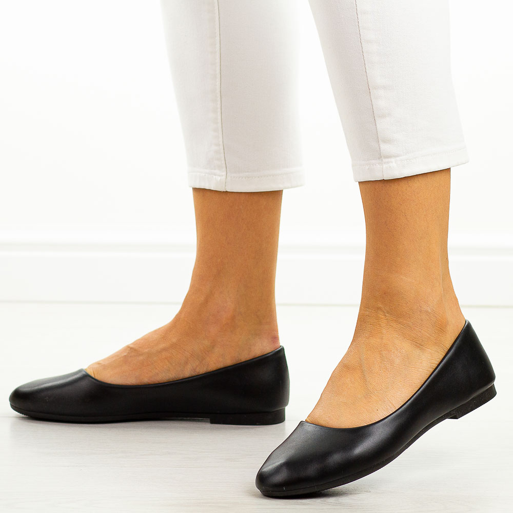 Czarne baleriny damskie Evento 1029