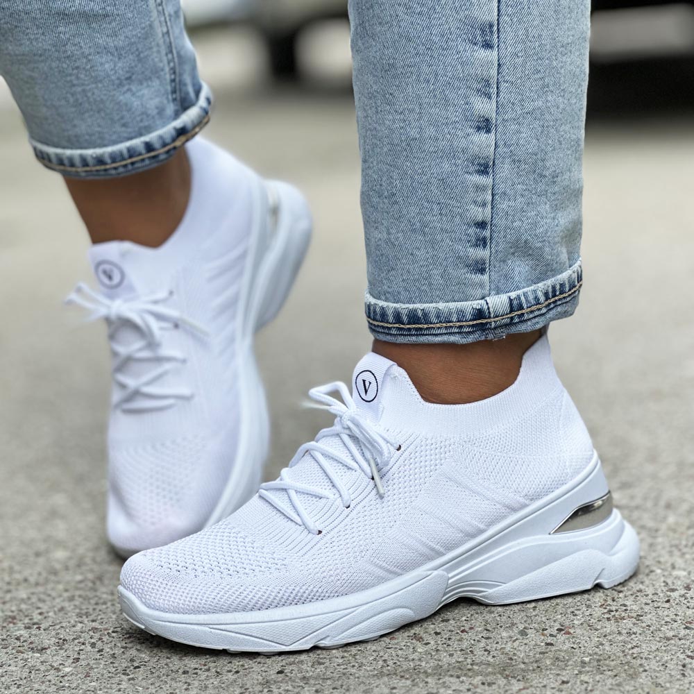 Białe buty damskie sportowe Vinceza 13576