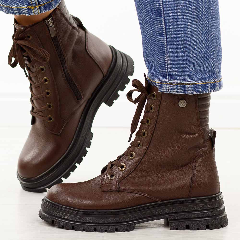 Brązowe skórzane botki damskie na traperze T.Sokolski Z25-345