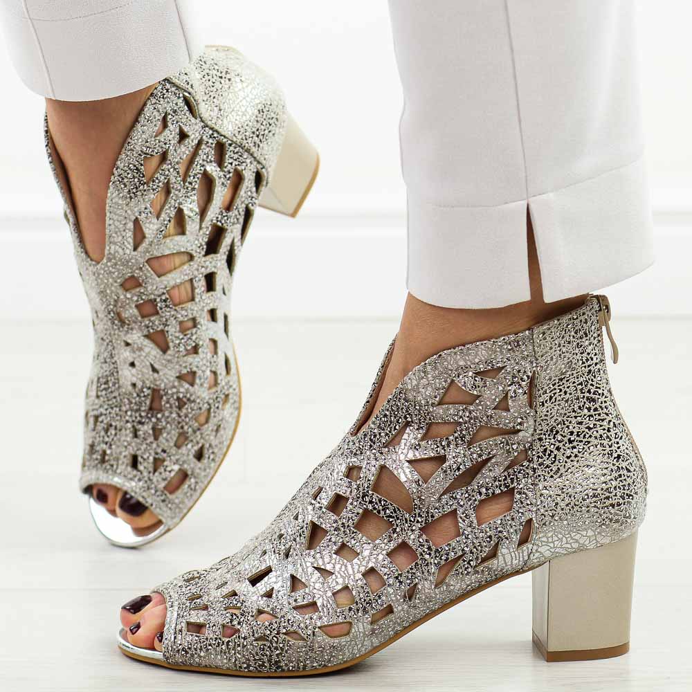 Złote sandały damskie na obcasie z zakrytą piętą M.Daszyński 1954-15