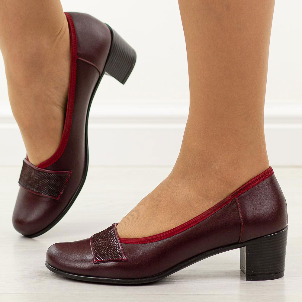 Bordowe skórzane Polskie czółenka damskie na obcasie Gregors 1048
