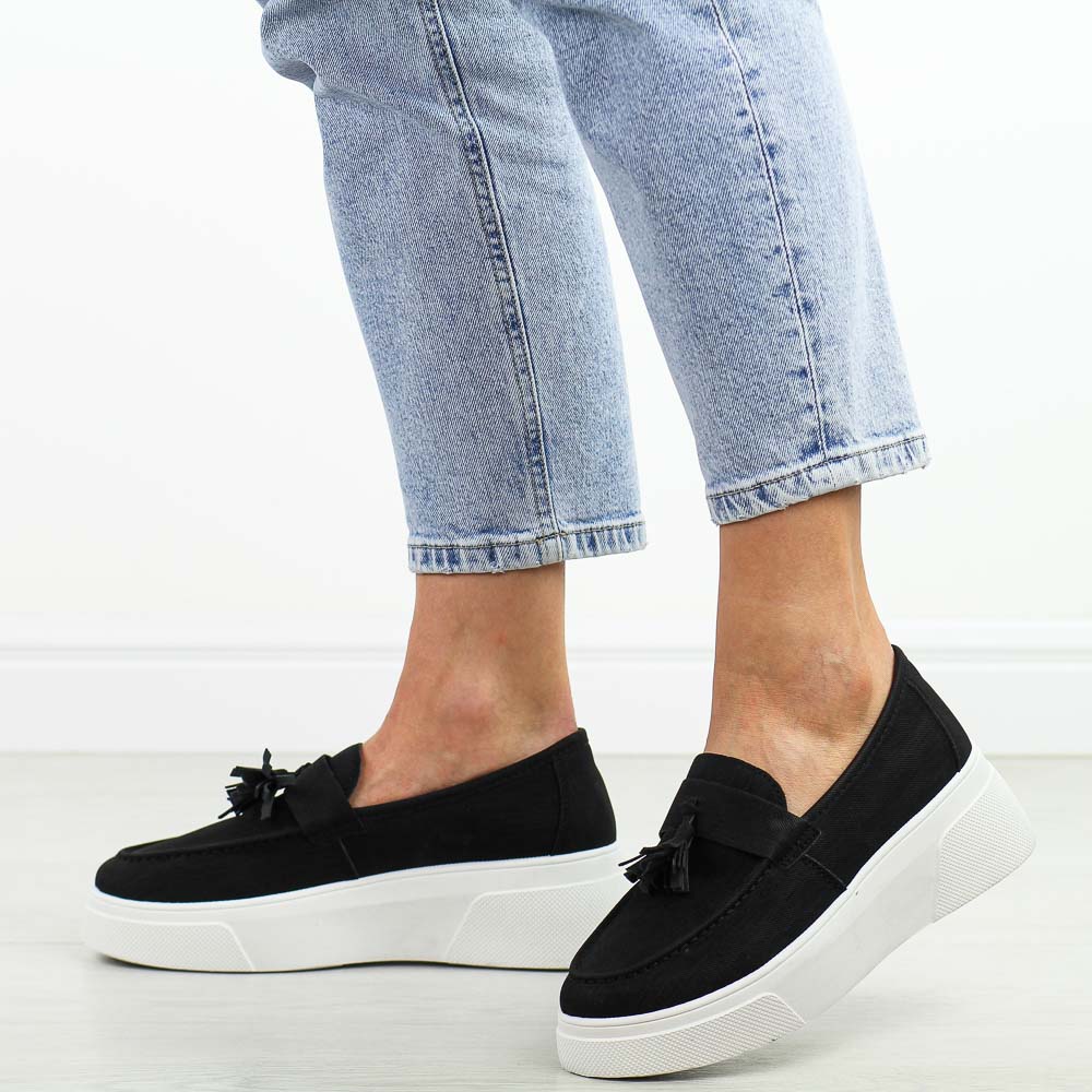 Czarne mokasyny damskie McBraun 23296