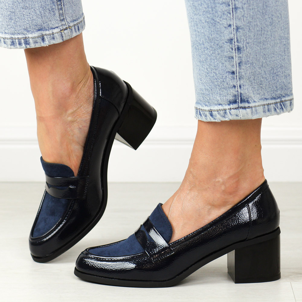 Niebieskie mokasyny damskie na obcasie M.Daszyński 2201D-3A