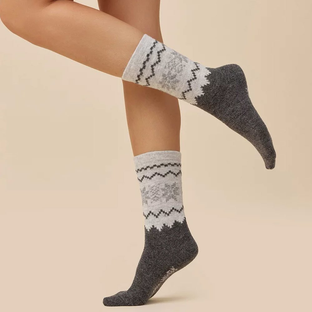 Wełniane skarpetki damskie Gabiella 1212 wzór skandynawski