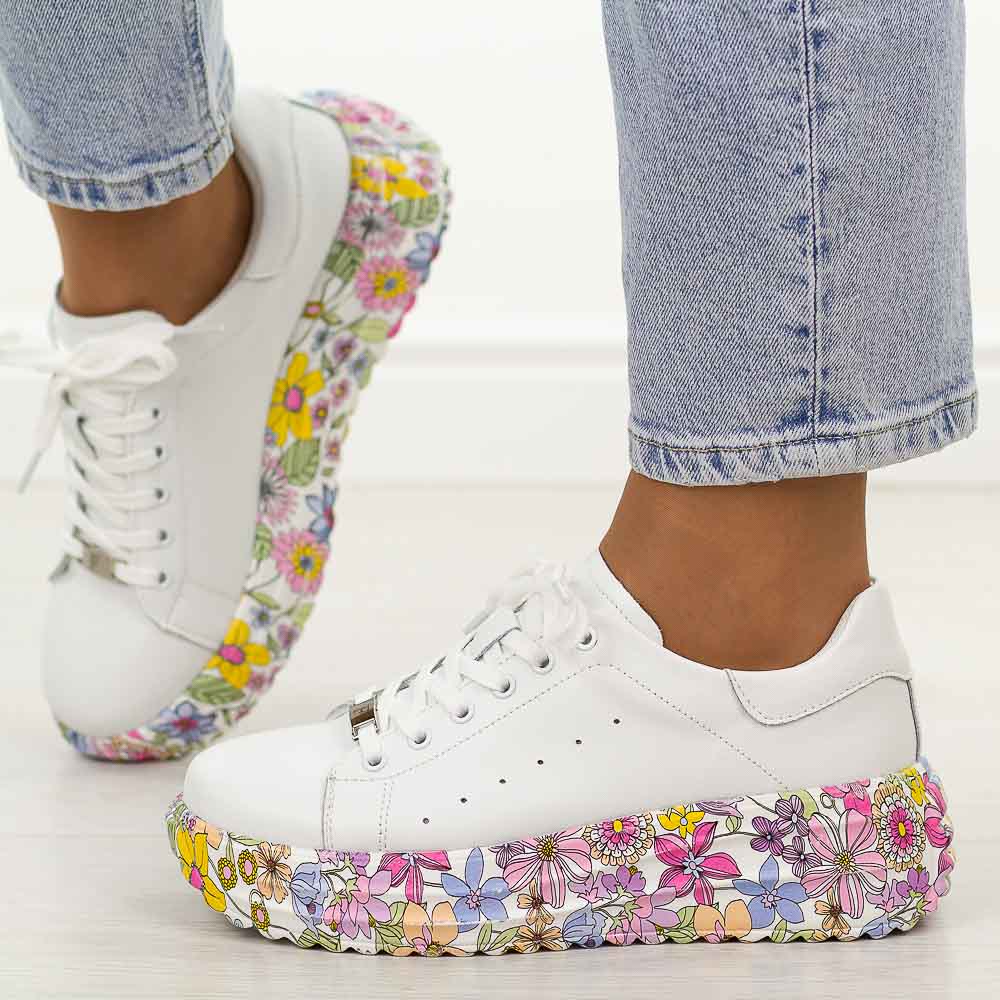 Białe skórzane sneakersy damskie na platformie Filippo Dp7507/26