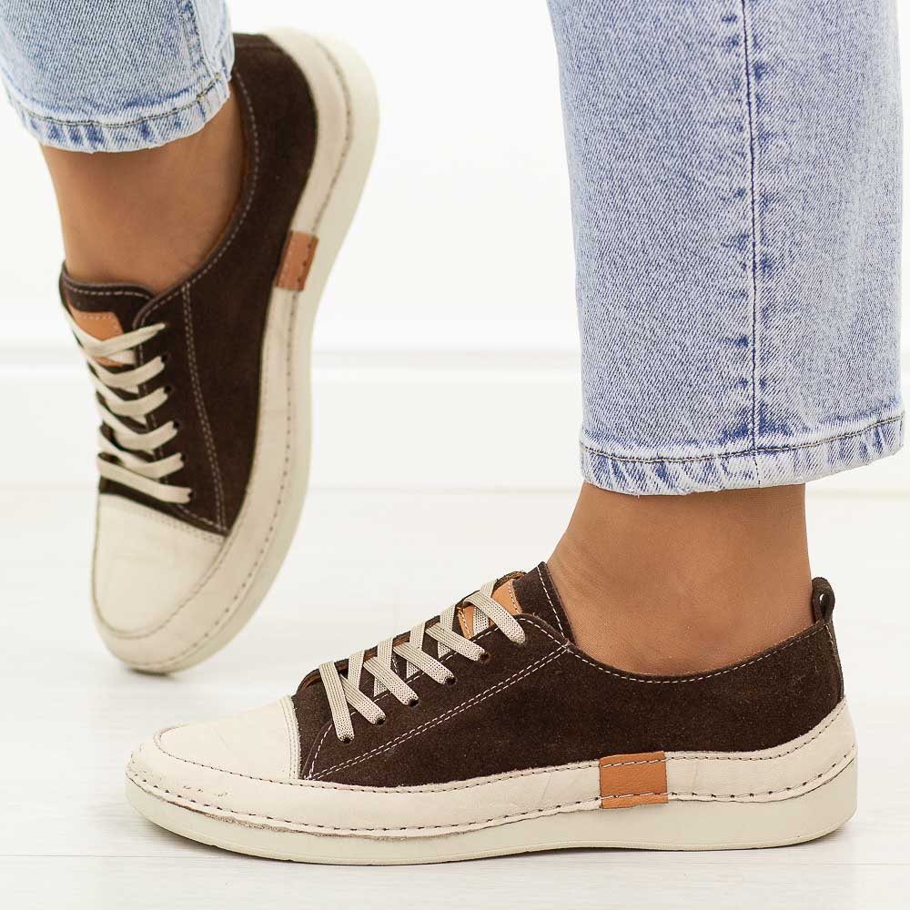 Brązowe nubuk skórzane półbuty damskie T.Sokolski 8260