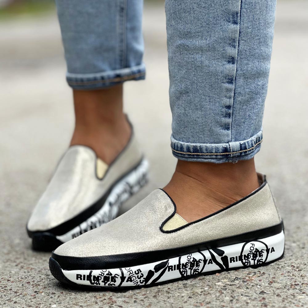 Złote skórzane półbuty damskie S.Barski 29050