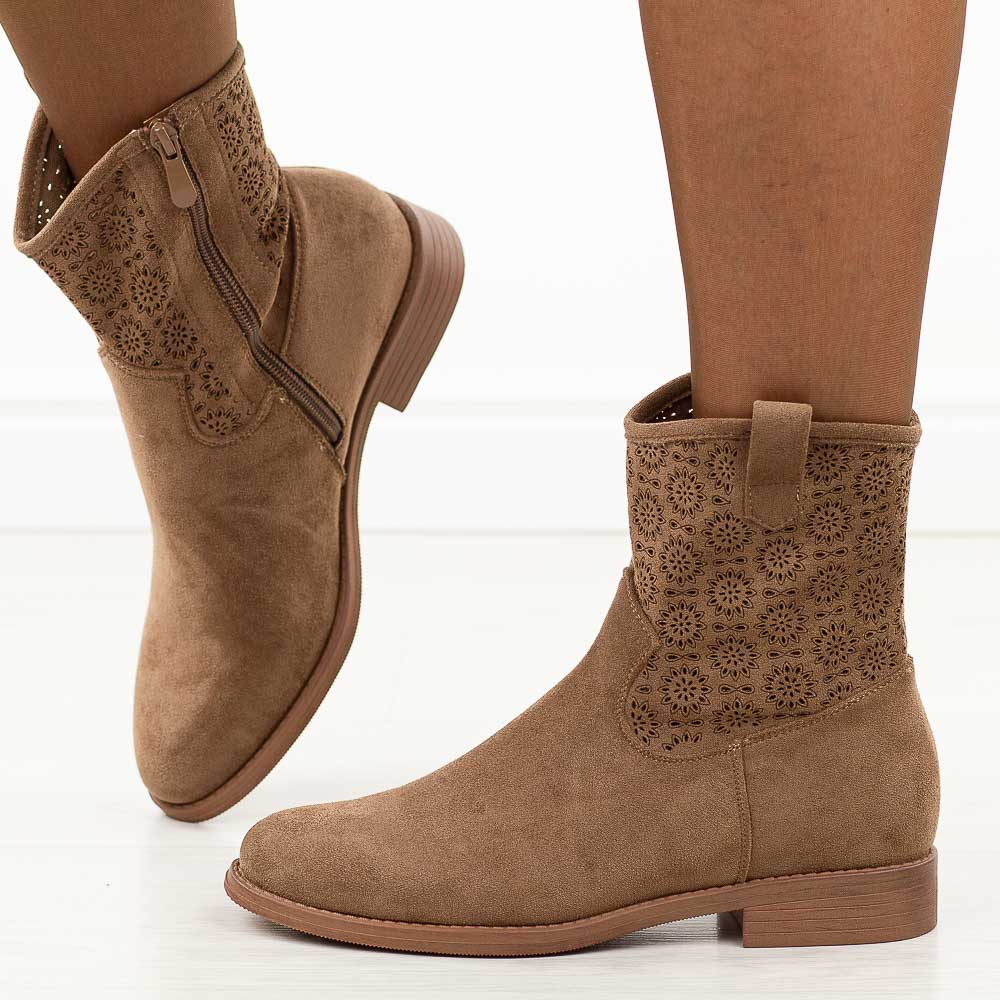 Coffee jesienne zamszowe ażurowe botki damskie S.Barski 52-530