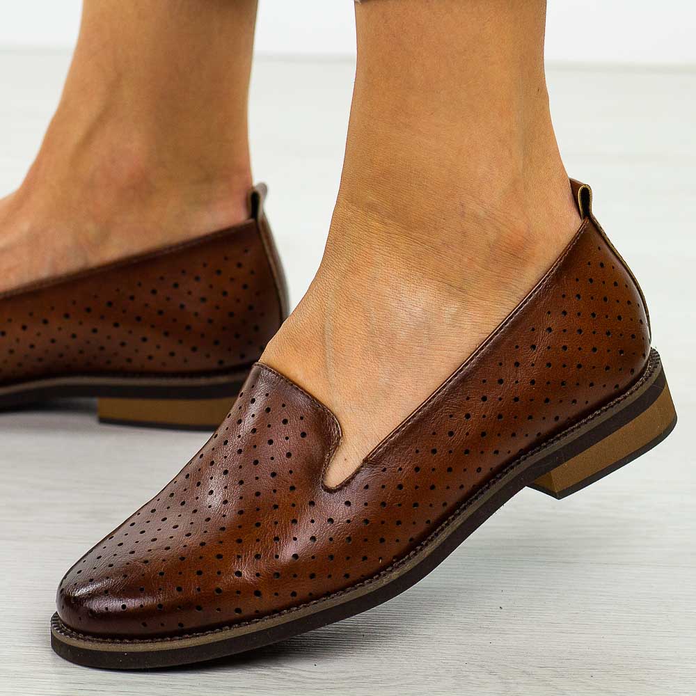 Brązowe ażurowe półbuty damskie Potocki 12592