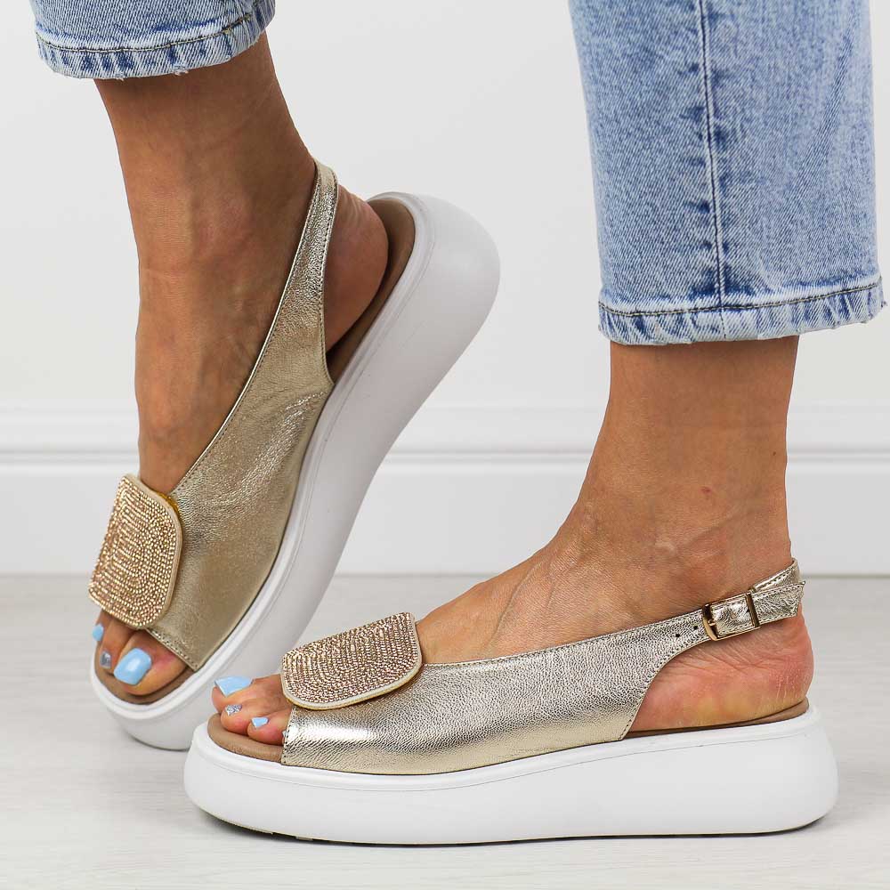 Złote S skórzane Polskie sandały damskie na platformie Deoni D107a