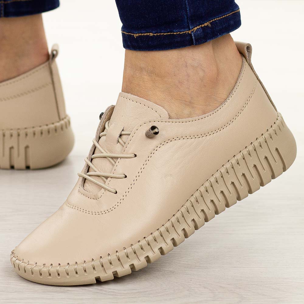 Beżowe skórzane półbuty damskie T.Sokolski 4000