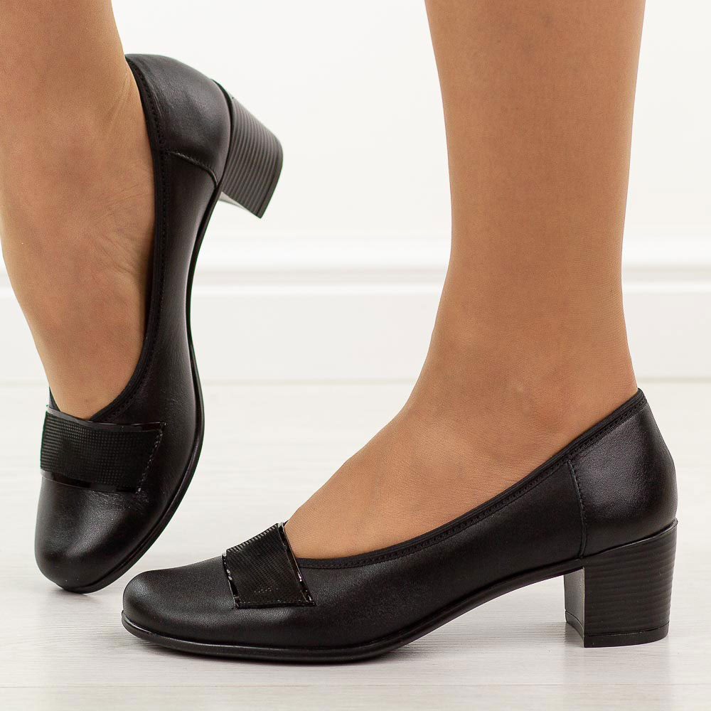 Czarne skórzane Polskie czółenka damskie na obcasie Gregors 1048