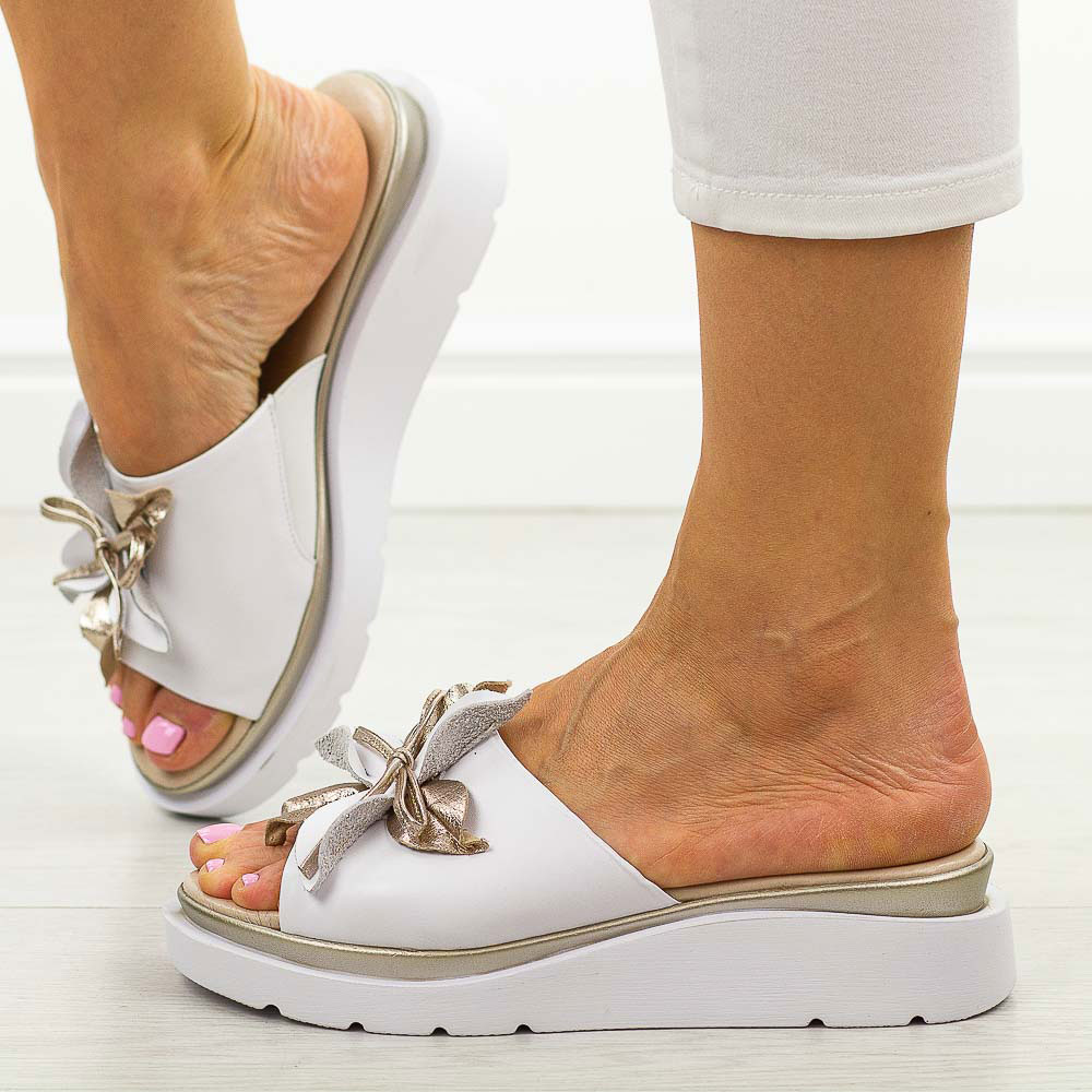 Białe skórzane Polskie klapki damskie na platformie Deoni D005