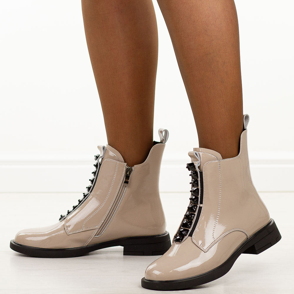 Beżowe skórzane botki damskie DiA 52-108