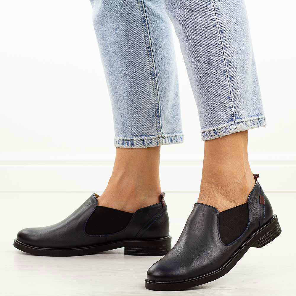 Granatowe skórzane Polskie półbuty damskie Gregors 1156