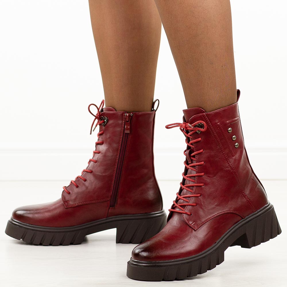 Bordowe zimowe botki damskie na traperze M.Daszyński 2502-4