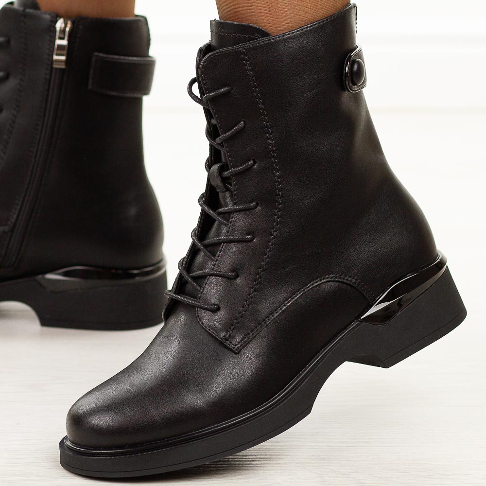 Czarne skórzane botki damskie T.Sokolski Z25-39