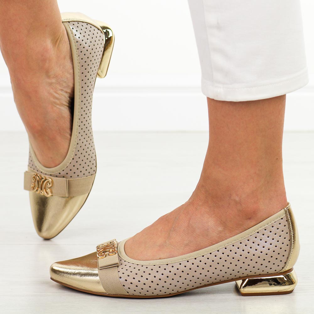 Beżowe ażurowe baleriny damskie Potocki 12556