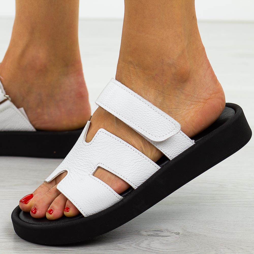 Białe skórzane Polskie klapki damskie Suzana Ven