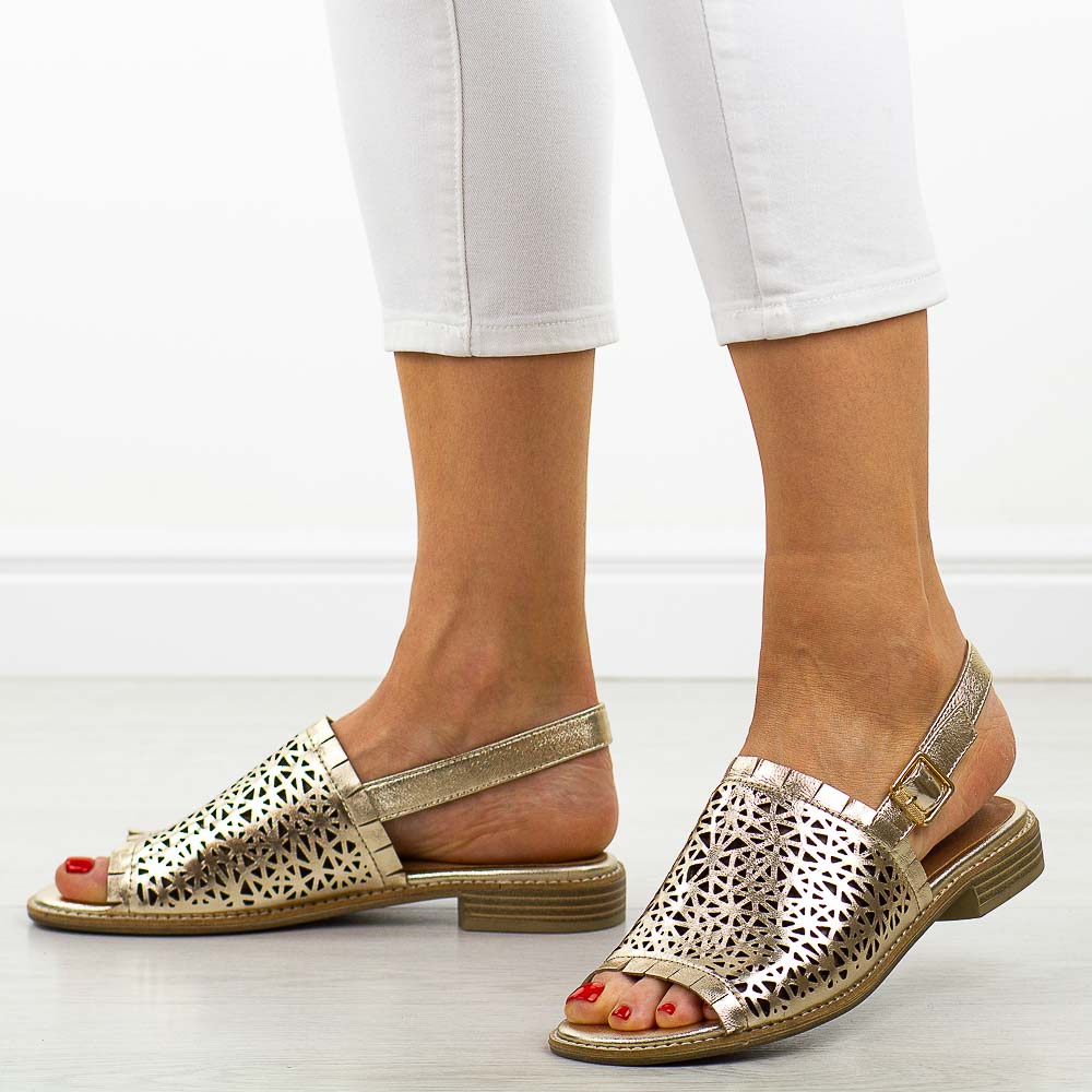 Złote skórzane sandały damskie T.Sokolski 114