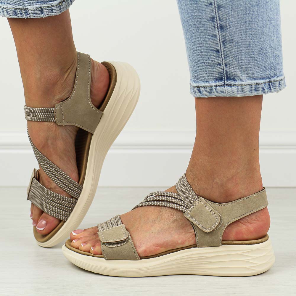 Beżowe sandały damskie T.Sokolski L24-379