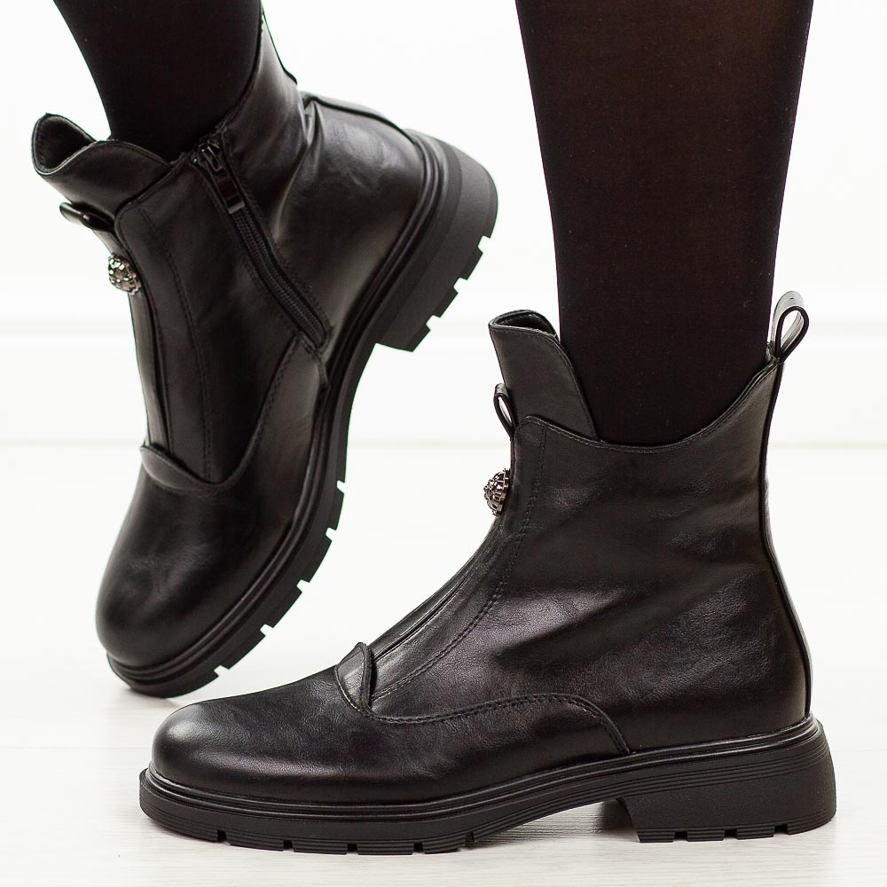 Czarne botki damskie M.Daszyński 2501-6