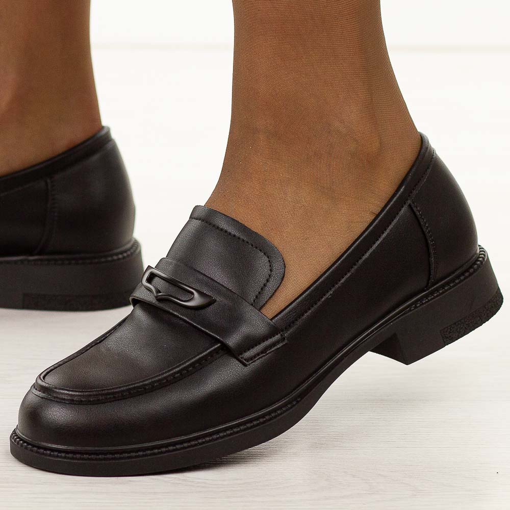 Czarne skórzane mokasyny damskie Cambell 98317