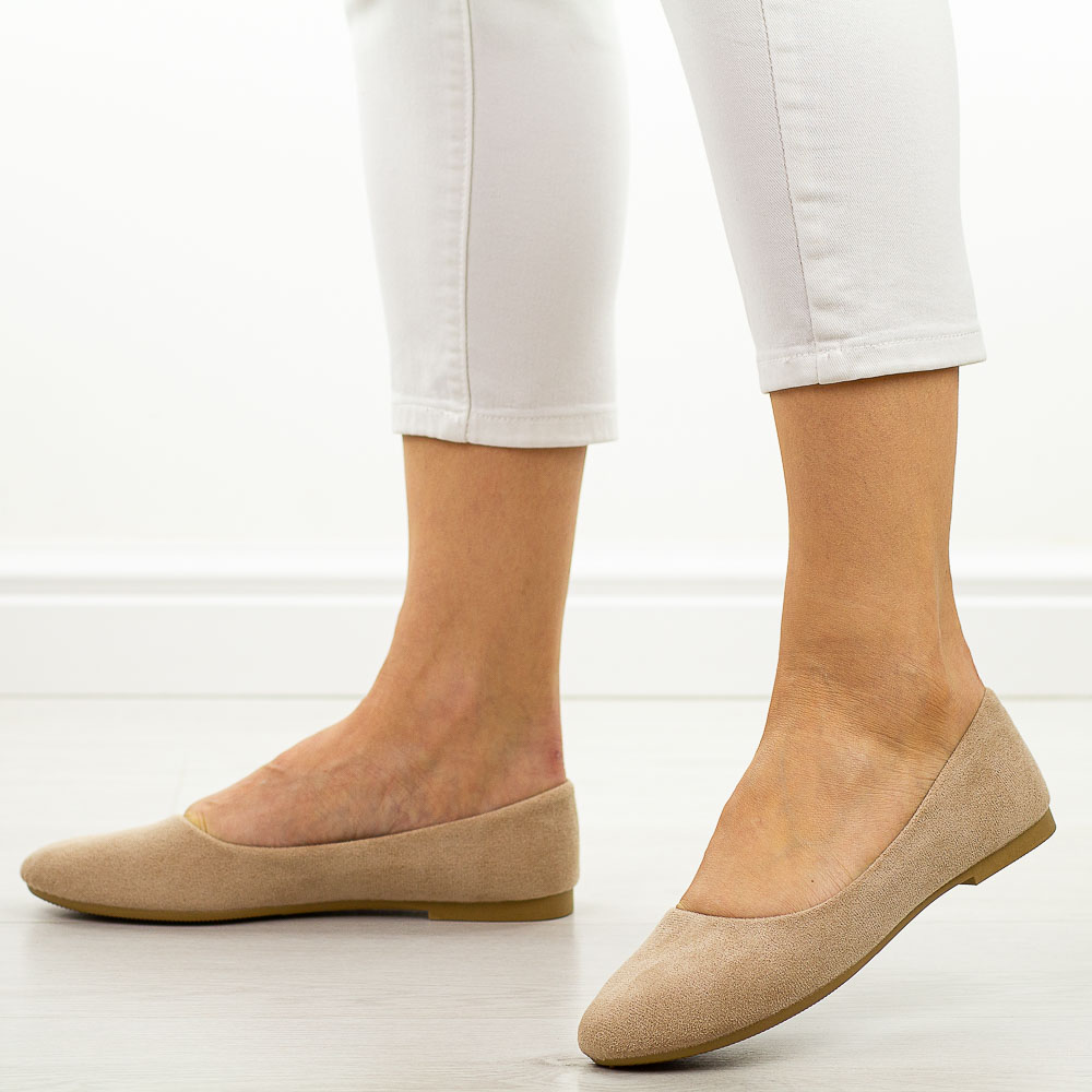 Beżowe zamszowe baleriny damskie Evento 1031