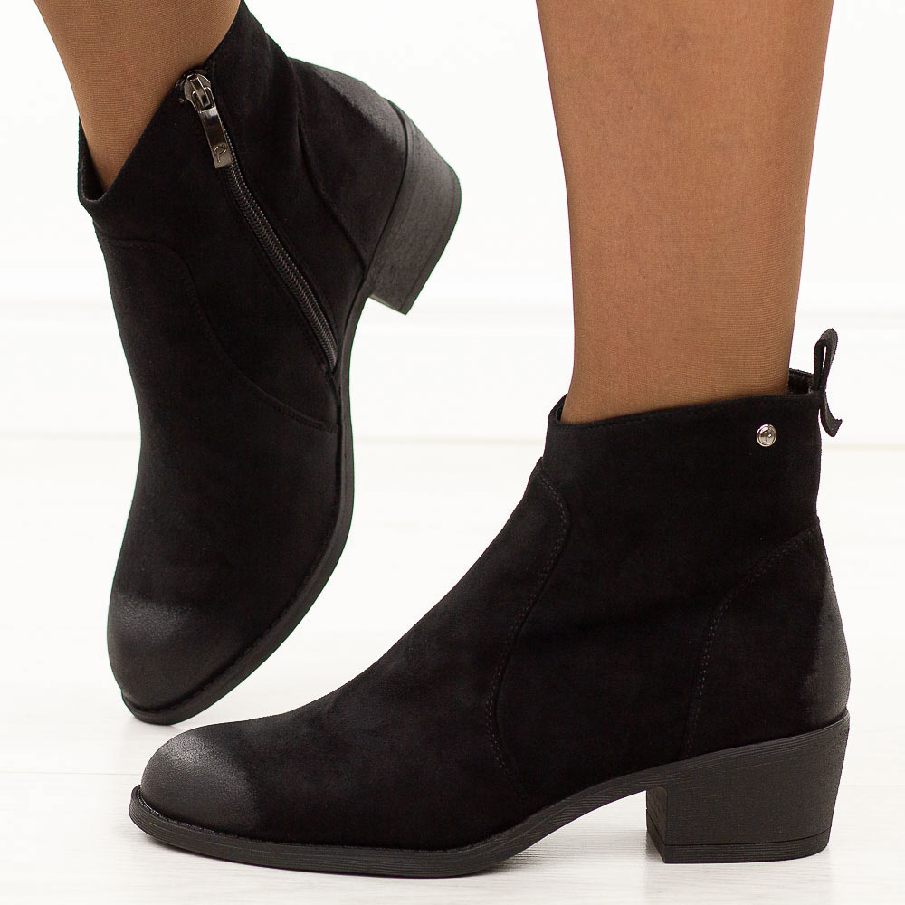 Czarne zamszowe botki damskie Potocki 12751