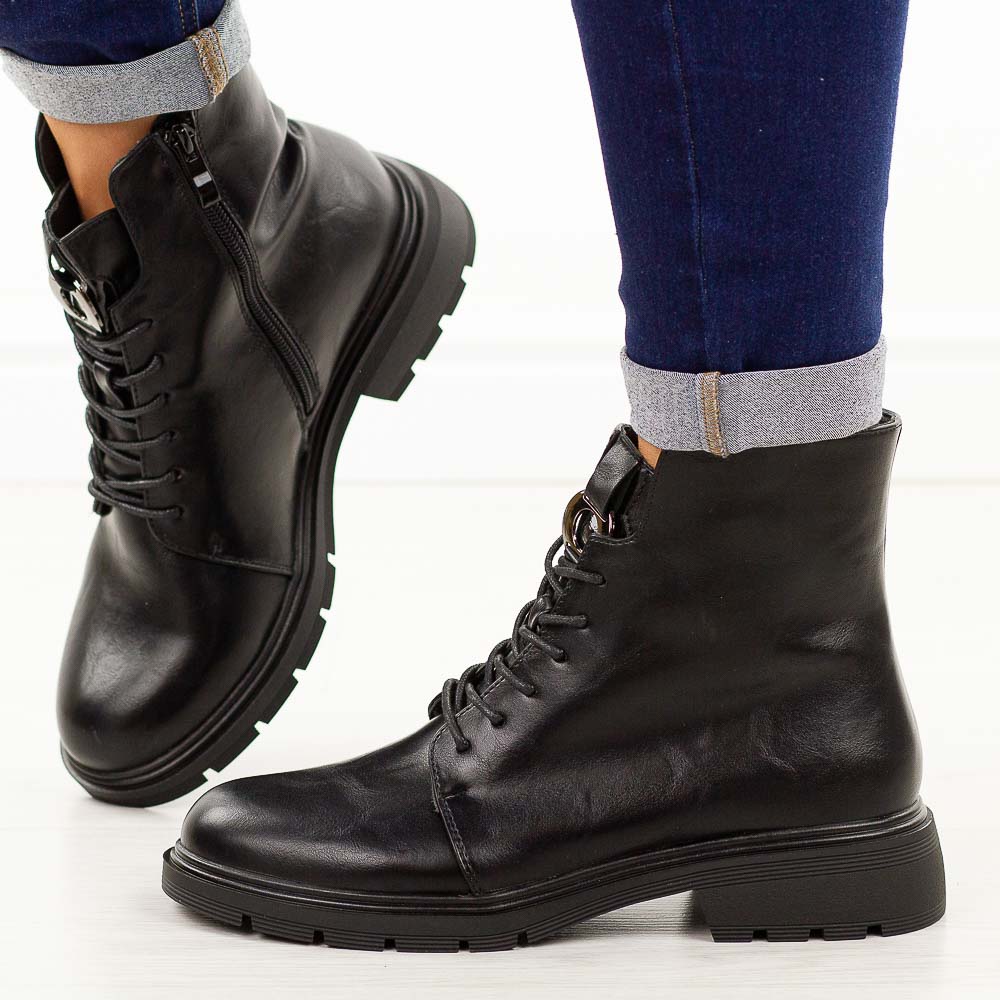 Czarne botki damskie Jezzi 2501-7