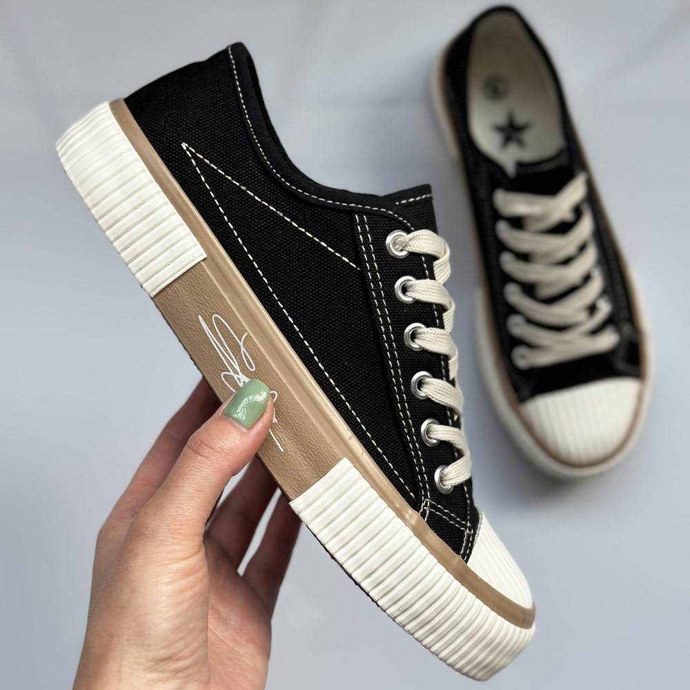 Czarne trampki damskie Super Star 525-c4