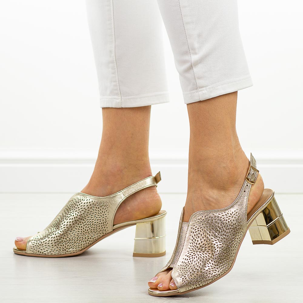 Złote skórzane Polskie sandałki damskie na obcasie Deoni L55/2