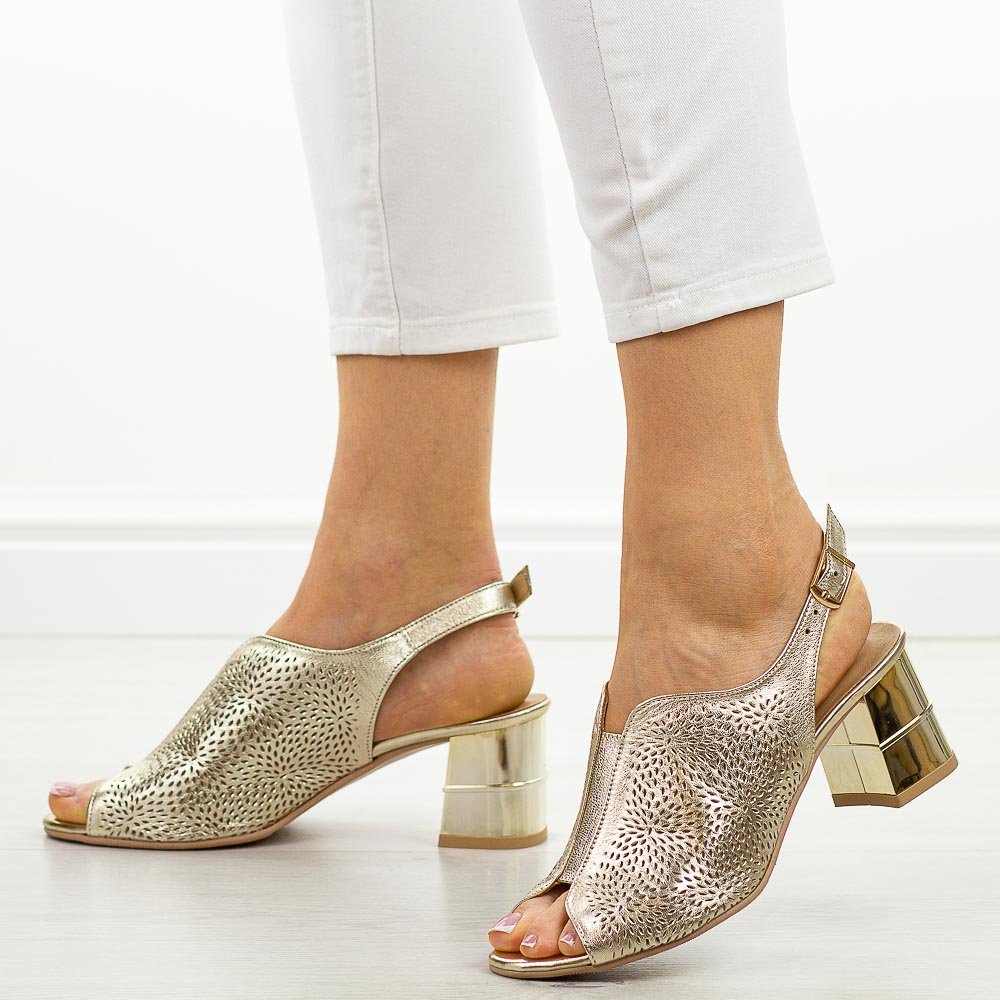 Złote skórzane Polskie sandałki damskie na obcasie Deoni L55/2