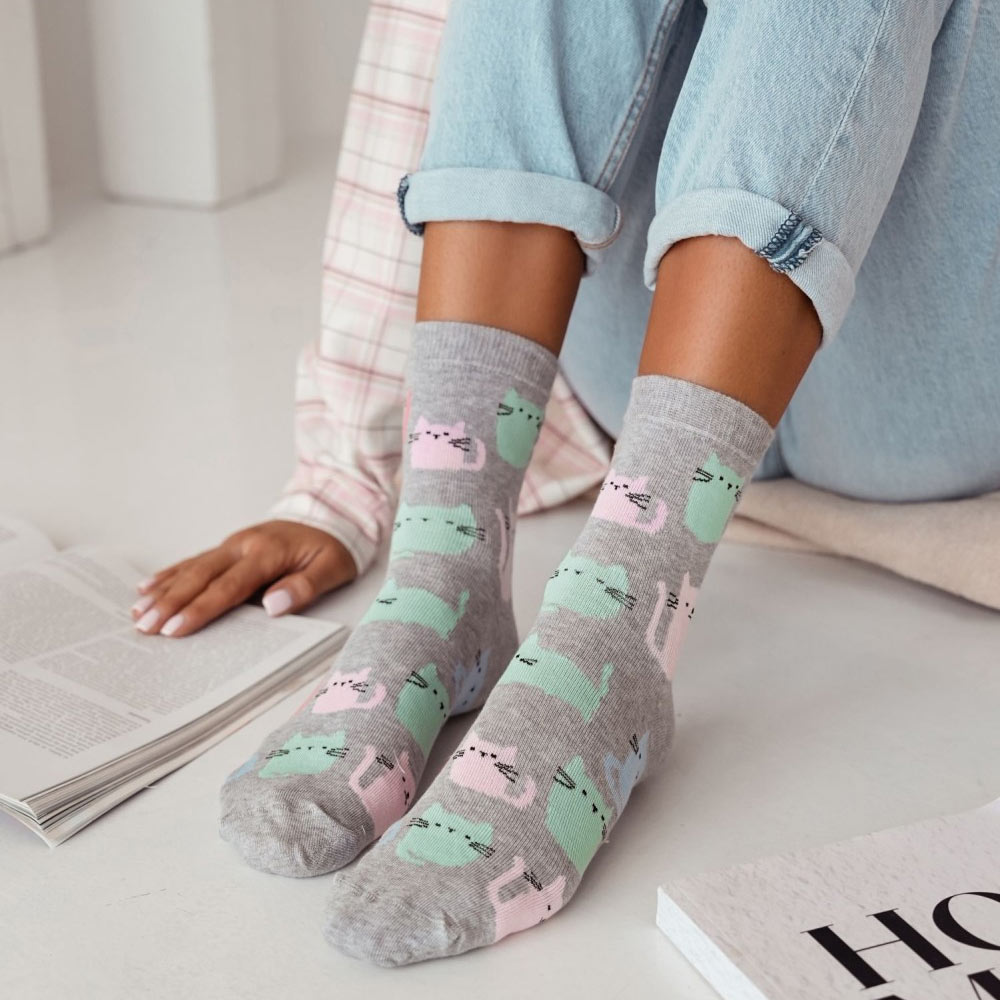 Skarpetki damskie kolorowe koty 1176 gr