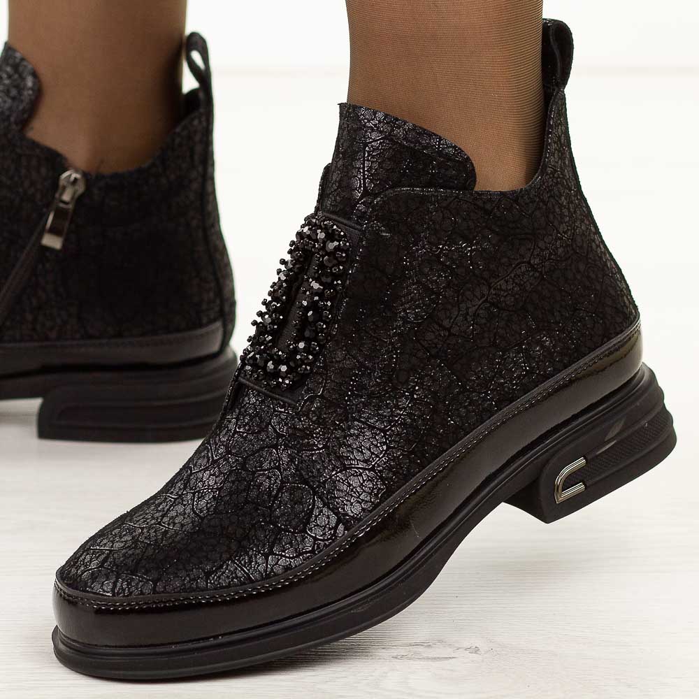 Czarne bk skórzane botki damskie Cambell 60320