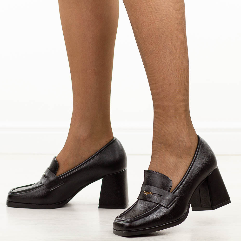 Czarne mokasyny damskie na słupku Potocki 12710