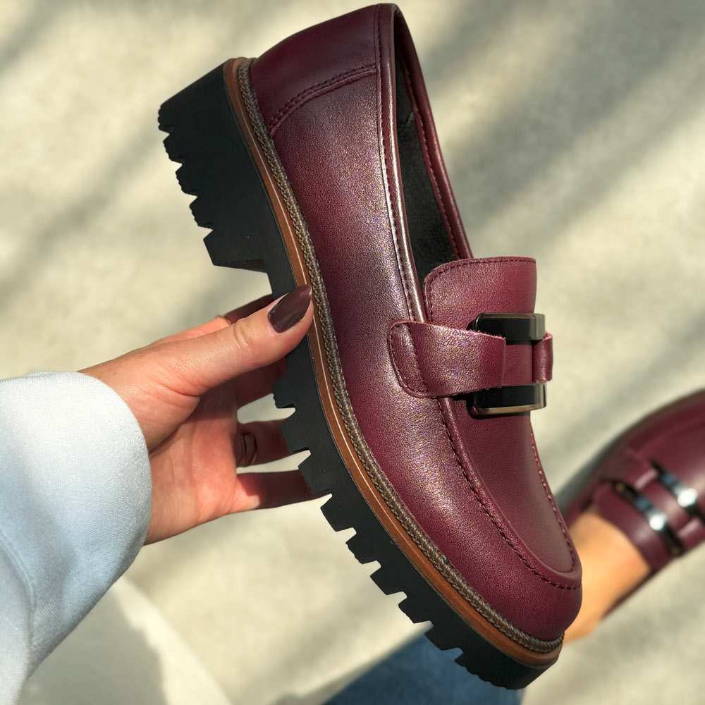 Bordowe skórzane mokasyny damskie Sergio Leone 25166