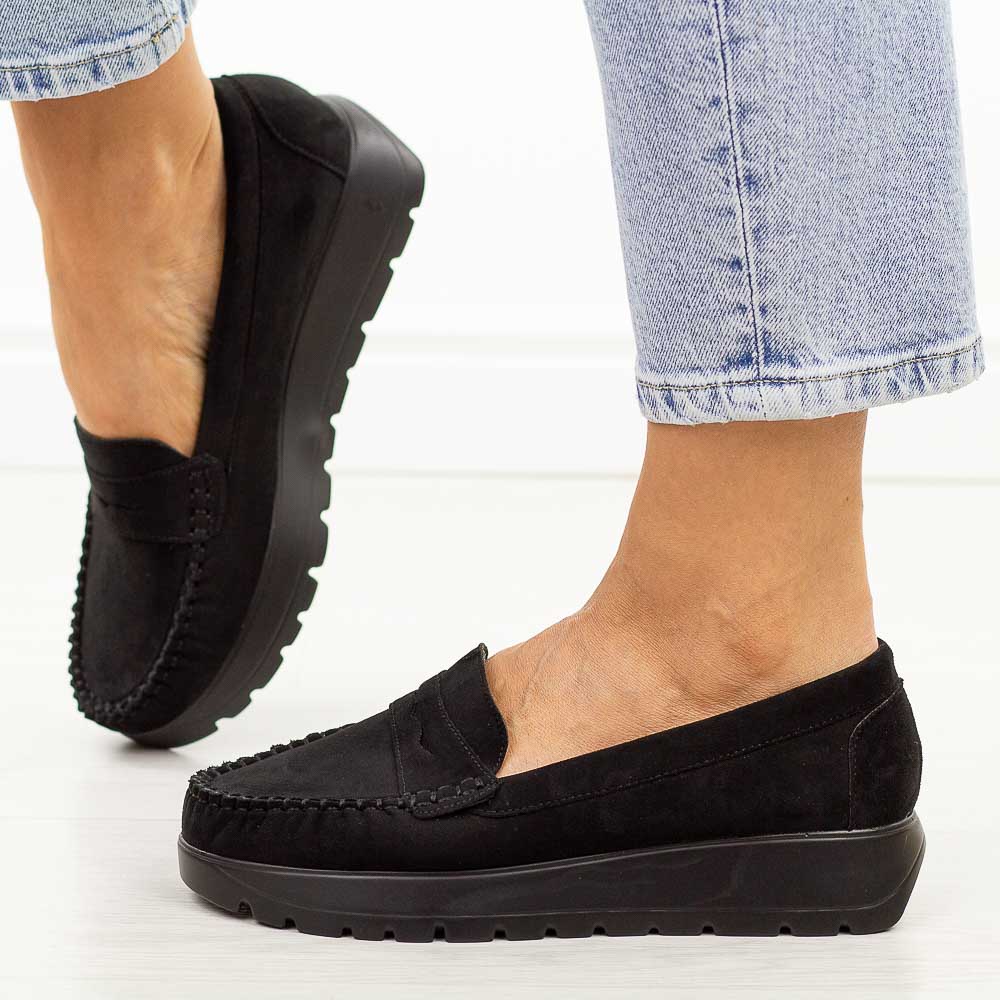 Czarne zamszowe mokasyny damskie Potocki 21338