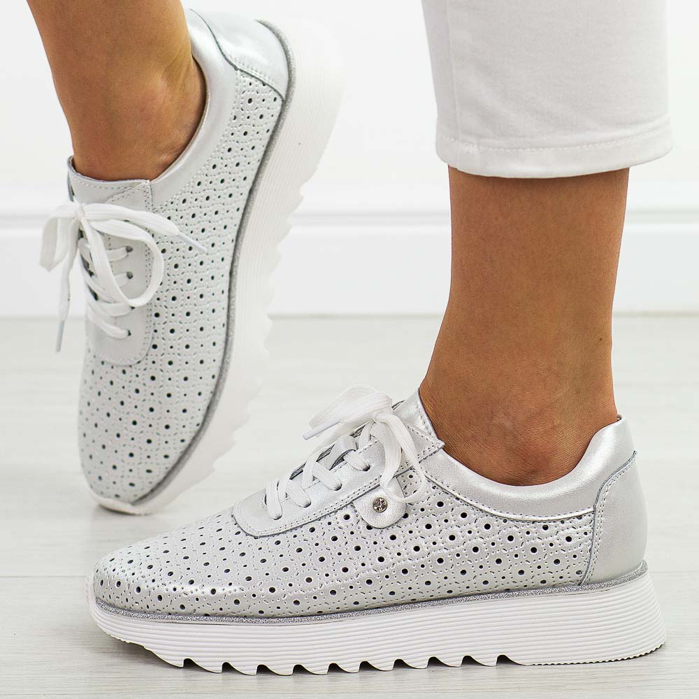 Perłowe ażurowe skórzane półbuty damskie Dia 629