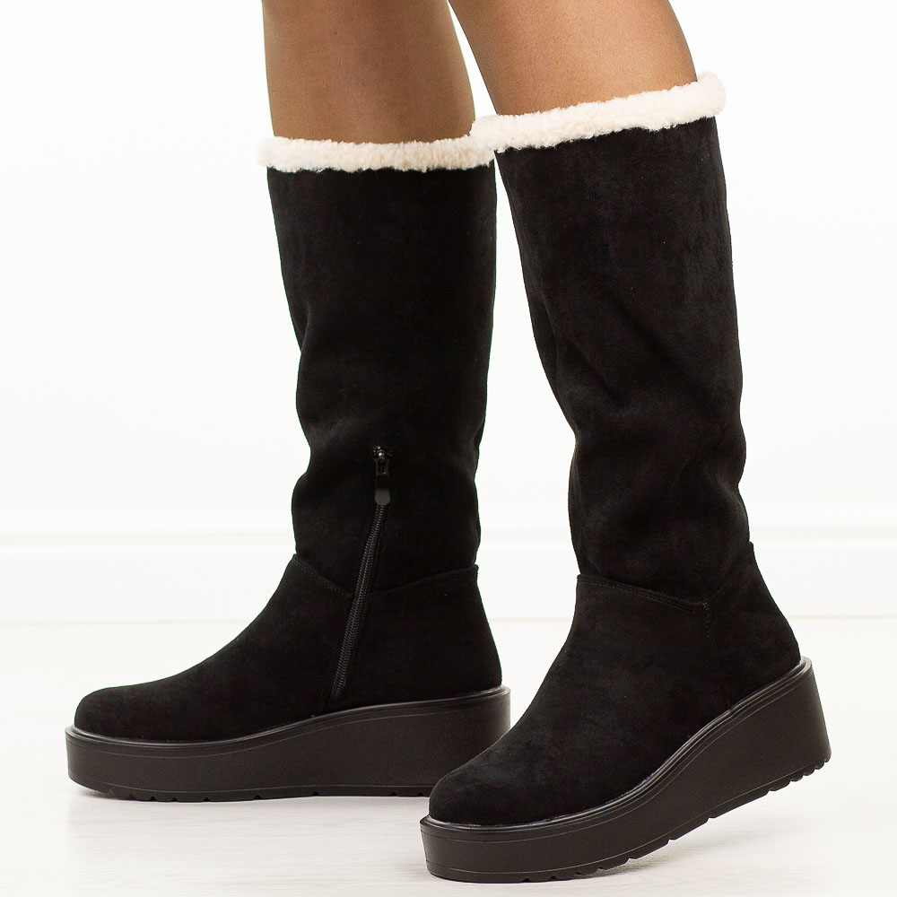 Czarne zamszowe kozaki damskie Potocki 11327