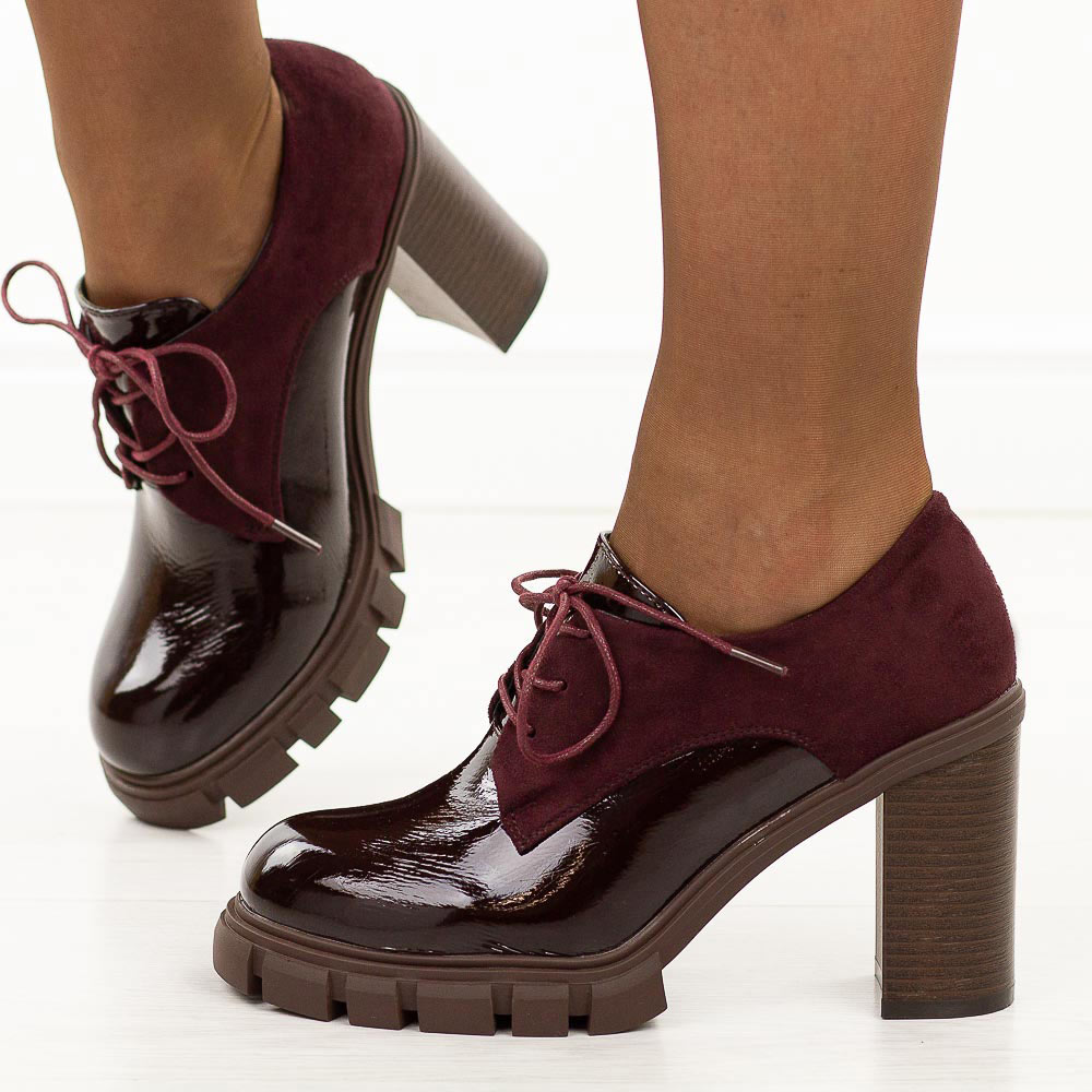 Bordowe lakierowane półbuty damskie na słupku M.Daszyński Sa218-2