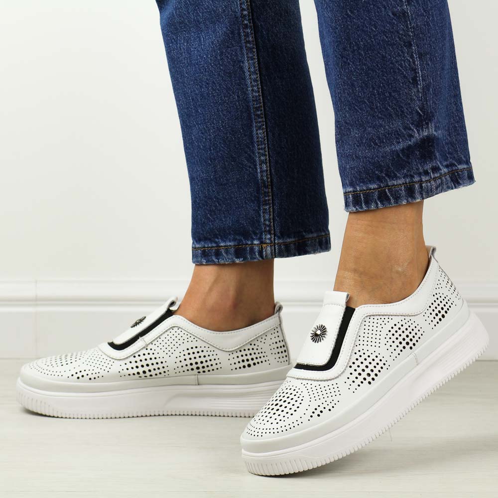 Białe ażurowe skórzane półbuty damskie Sergio Leone sp019