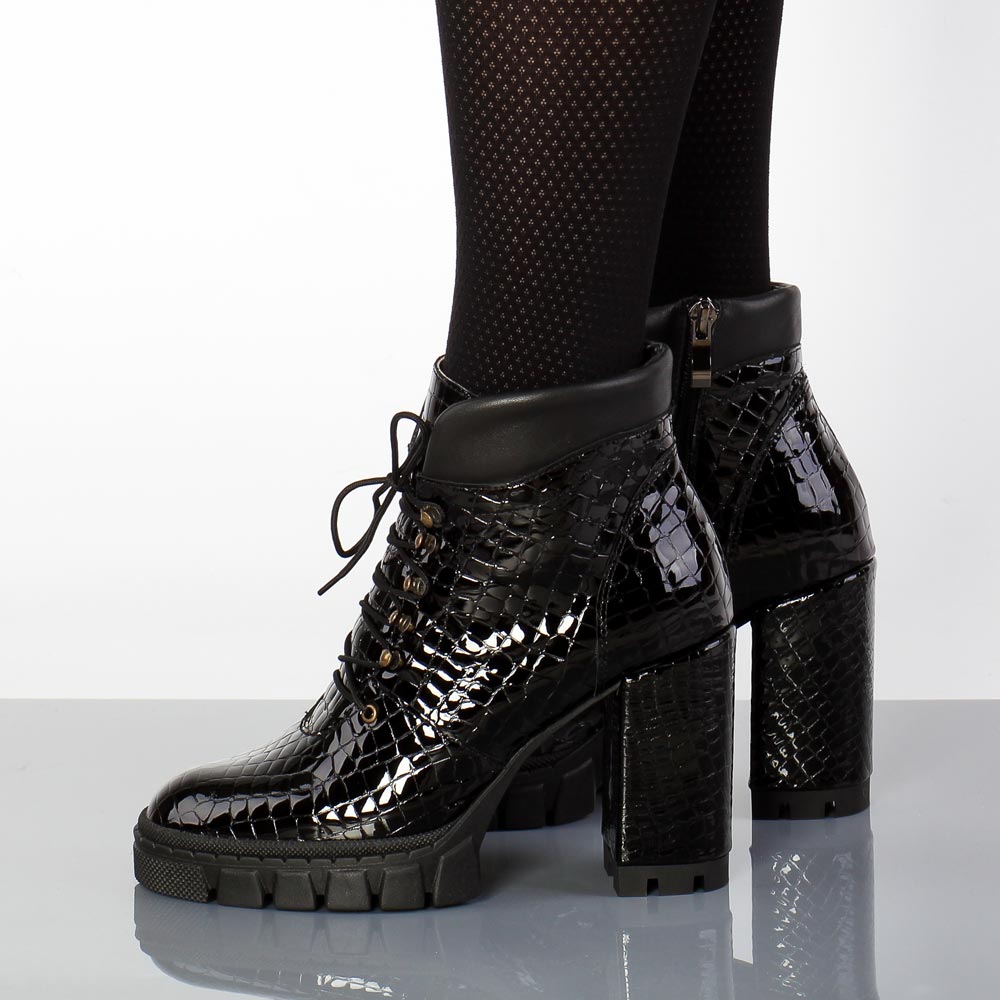 Czarne zimowe Polskie botki damskie na słupku Suzana 2057 Skóra Lakier Krokodyl
