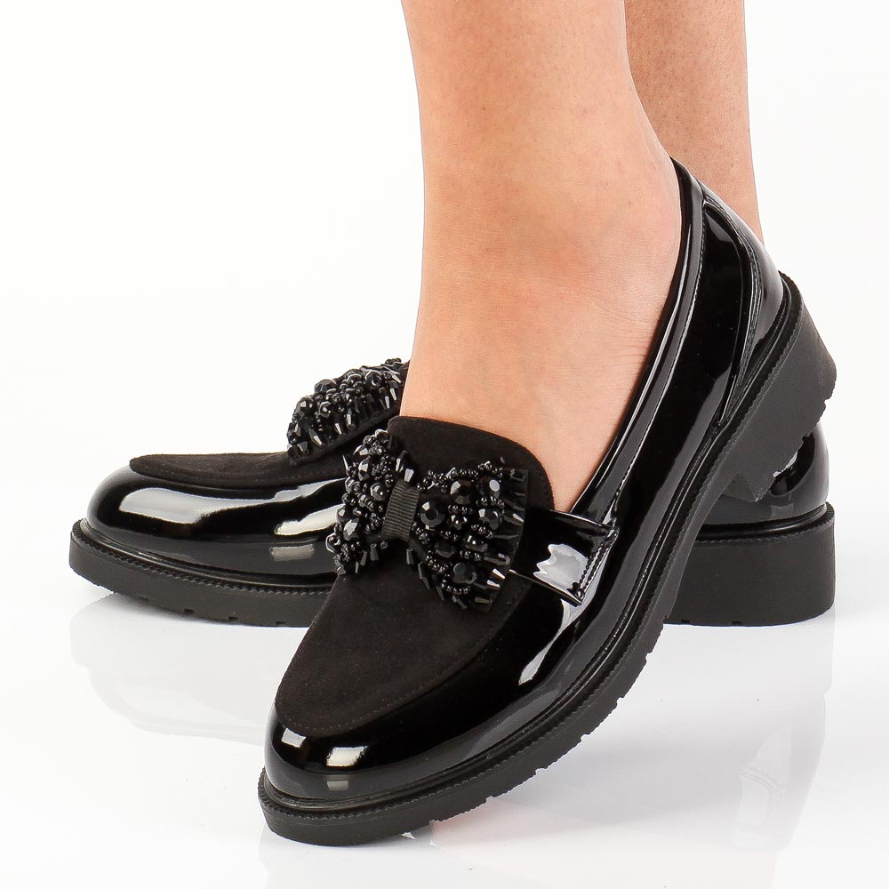 Czarne półbuty damskie z kokardą S.Barski 318