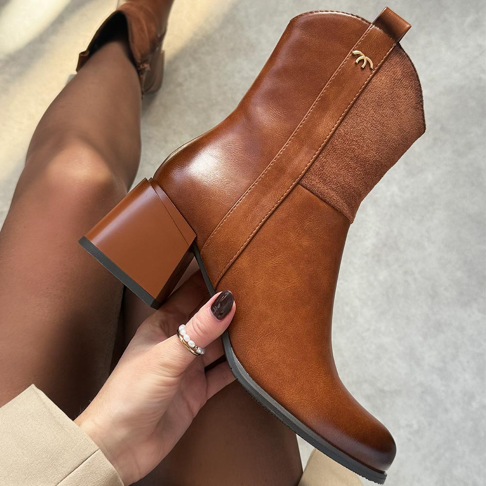 Camelowe botki damskie na obcasie M.Daszyński Sa269-2