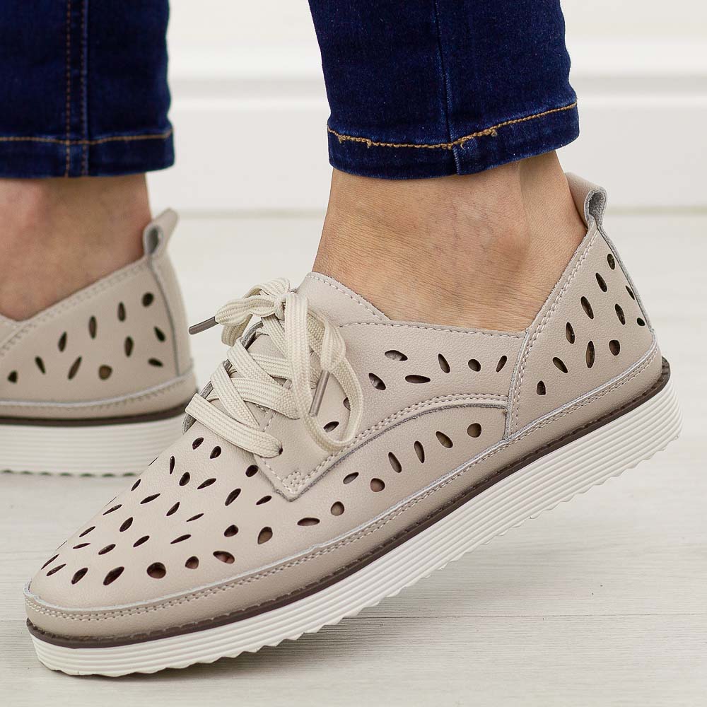 Beżowe ażurowe skórzane półbuty damskie S.Barski 51-610