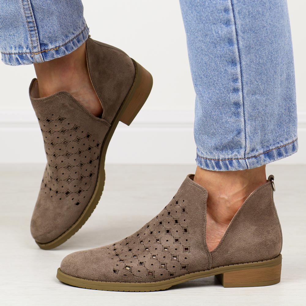 Brązowe jesienne ażurowe botki damskie M.Daszyński Sa62-102